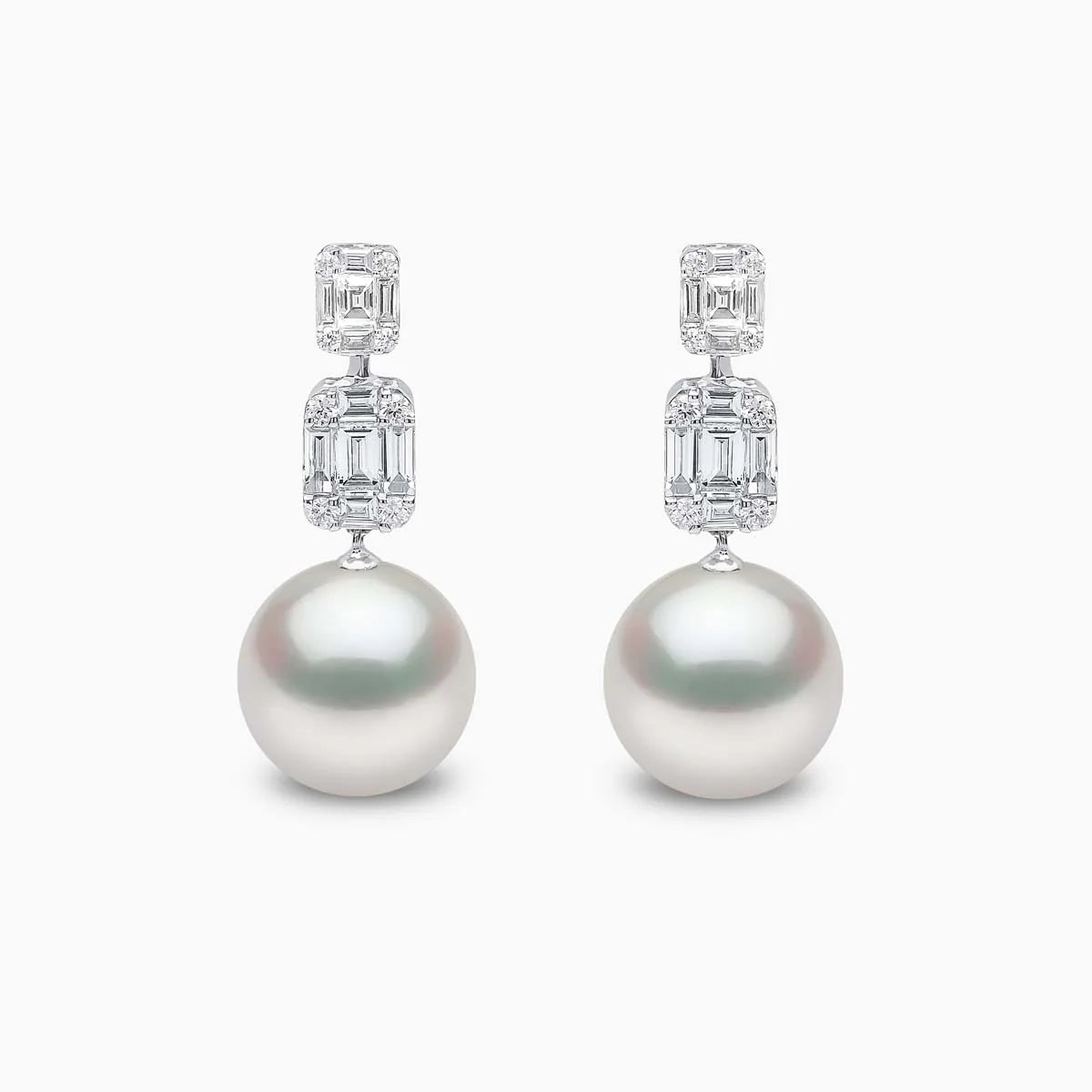 Yoko London STARLIGHT PEARL AND DIAMOND DROP LUNAR EARRINGS