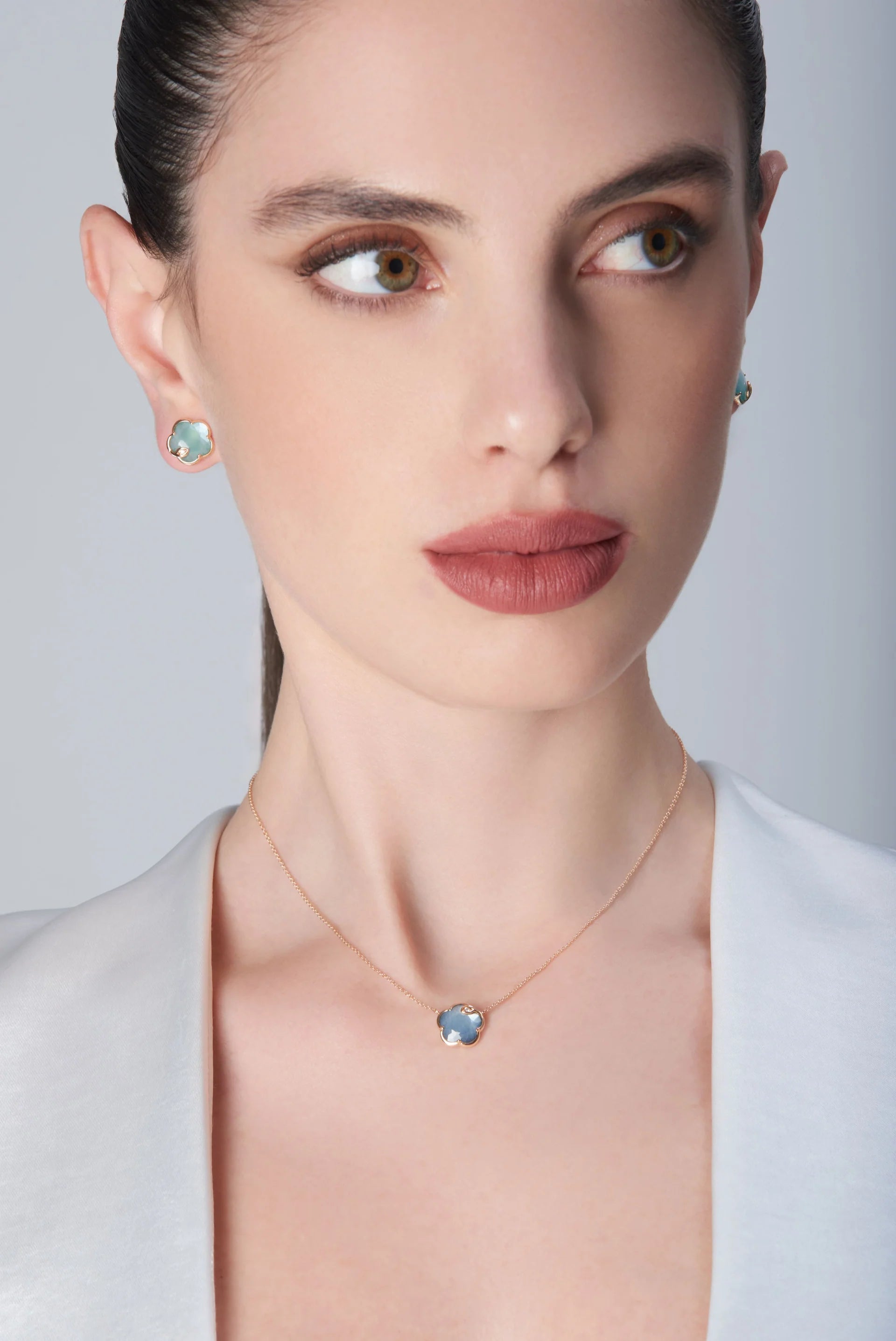 Petit joli necklace