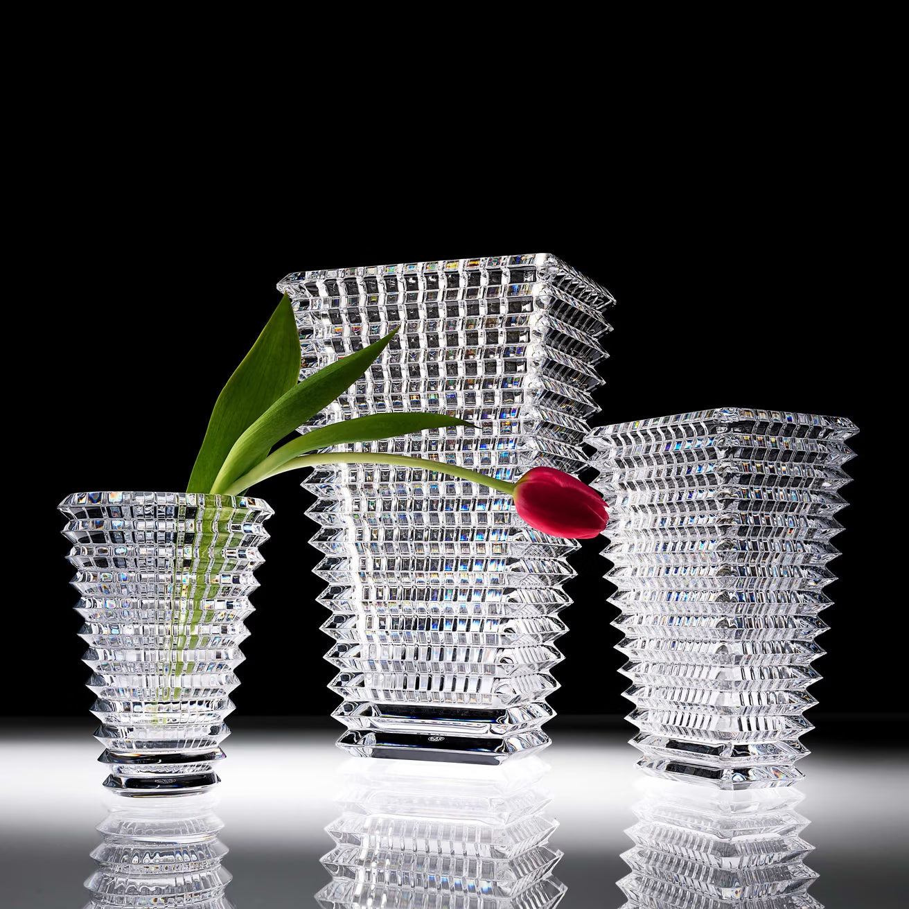 Baccarat EYE RECTANGULAR VASE L
