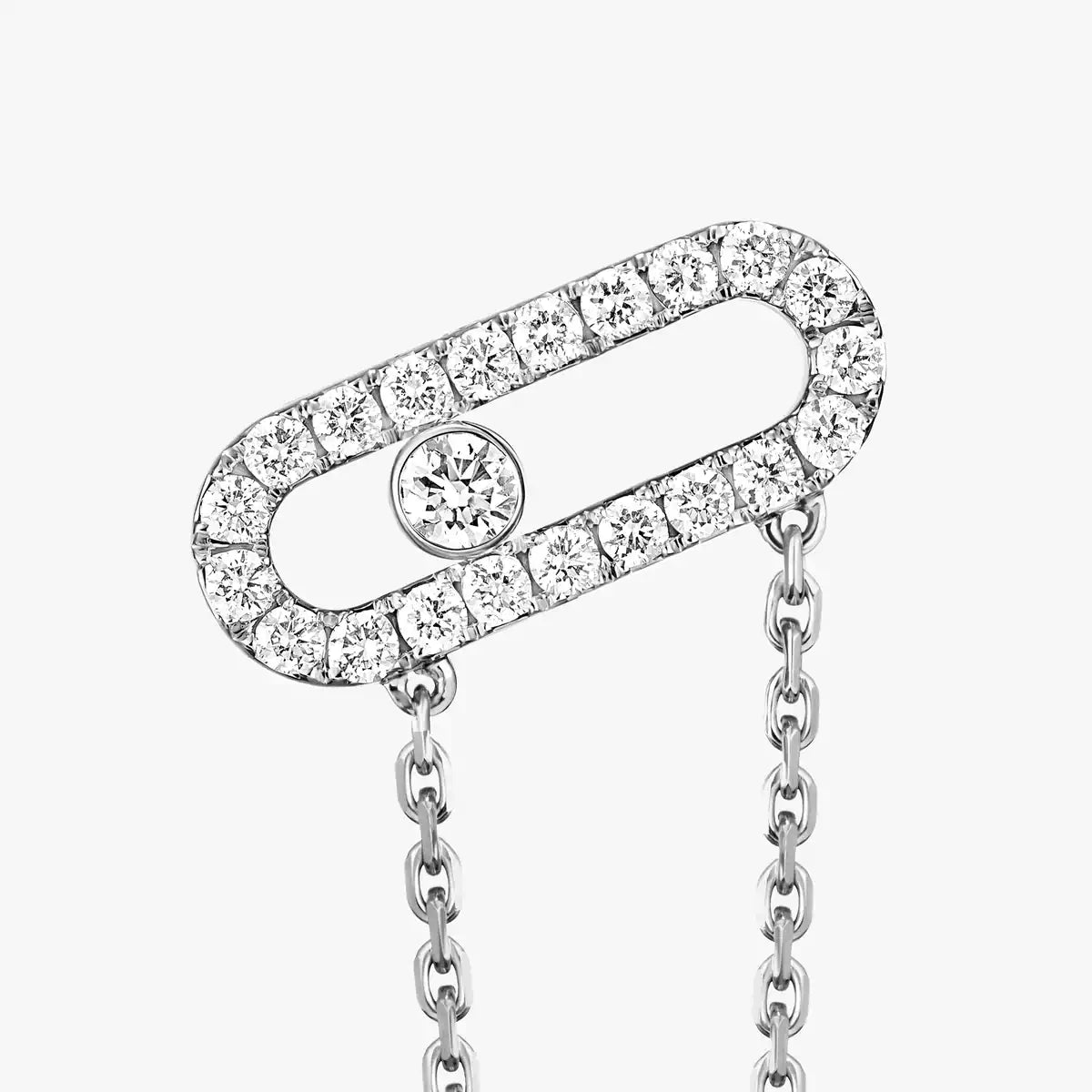 Move Uno chain and stud earrings