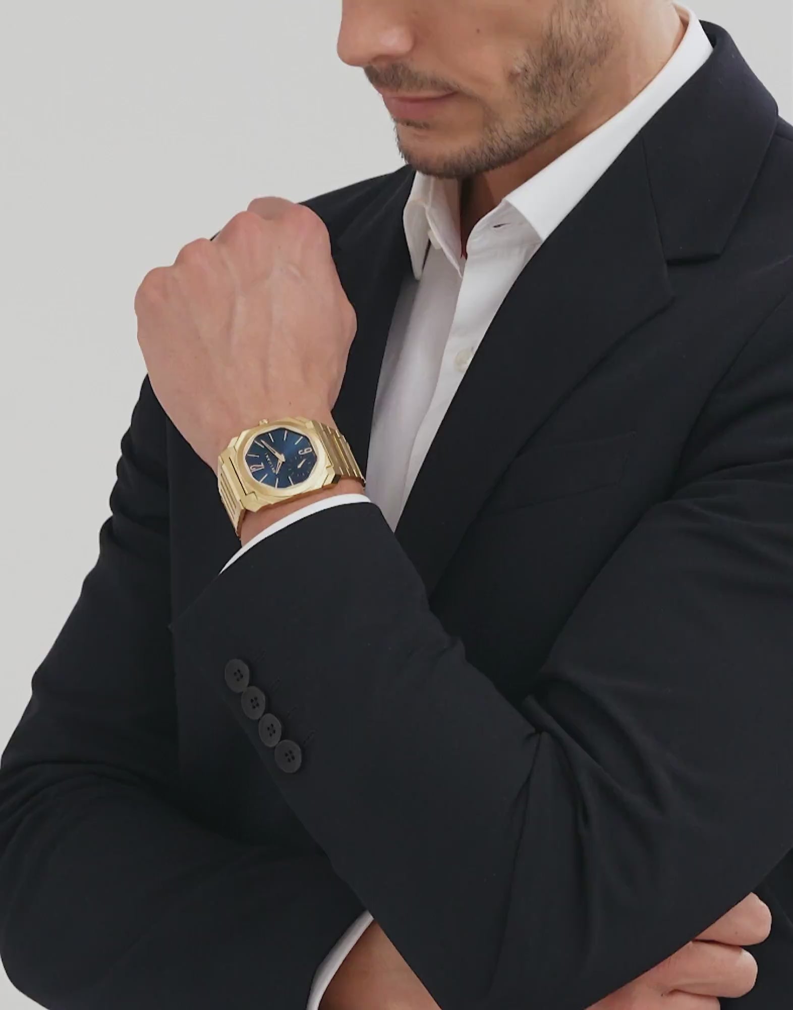 Load video: Bulgari OCTO FINISSIMO 40MM