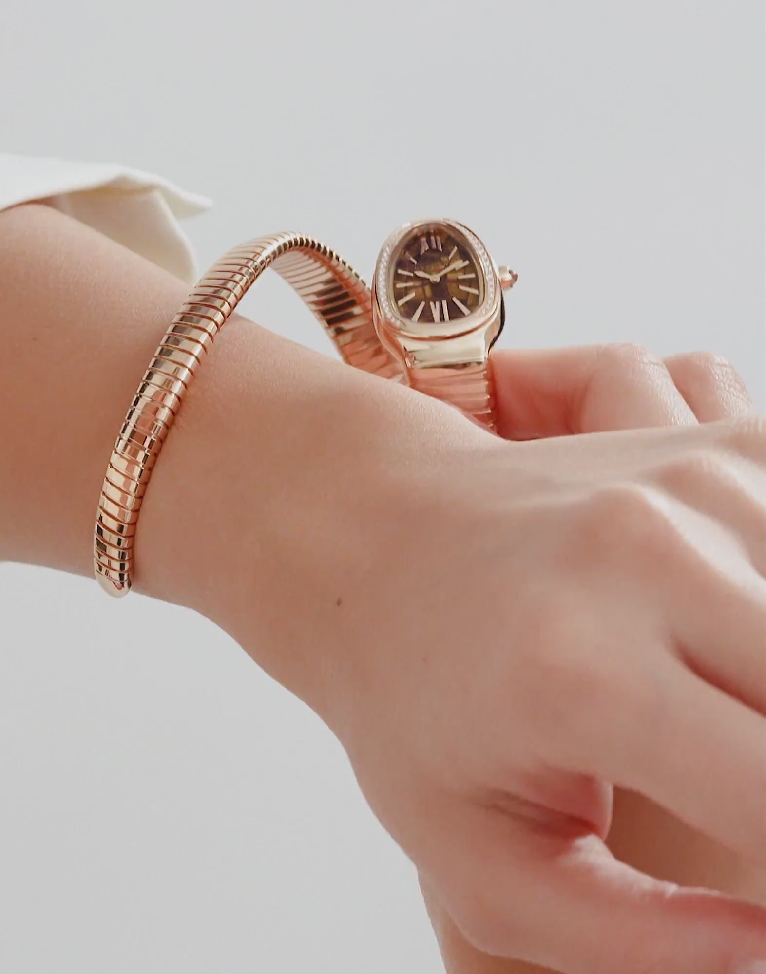 Video laden: Bulgari SERPENTI TUBOGAS 35MM