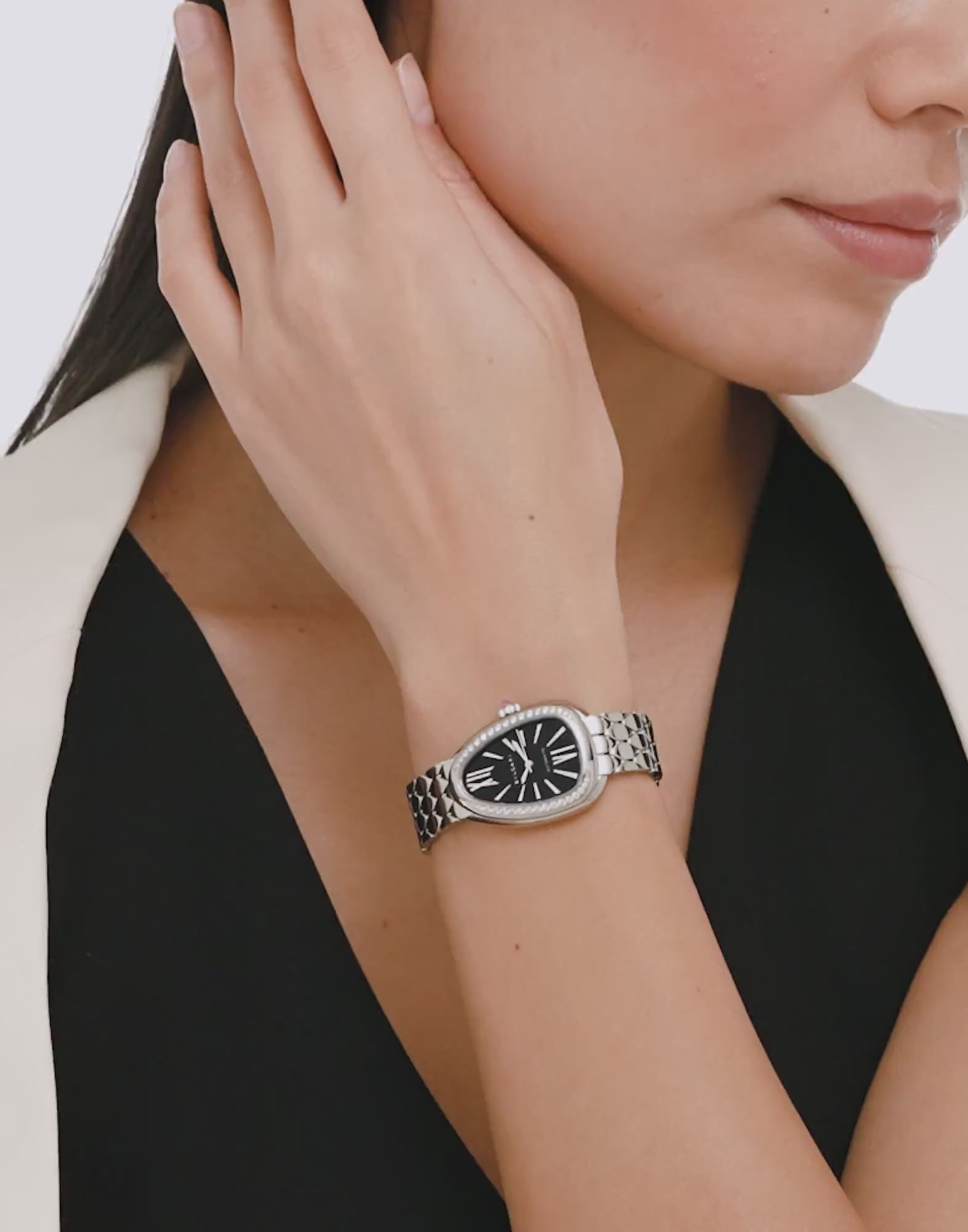 Load video: Bulgari SERPENTI SEDUTTORI 34MM